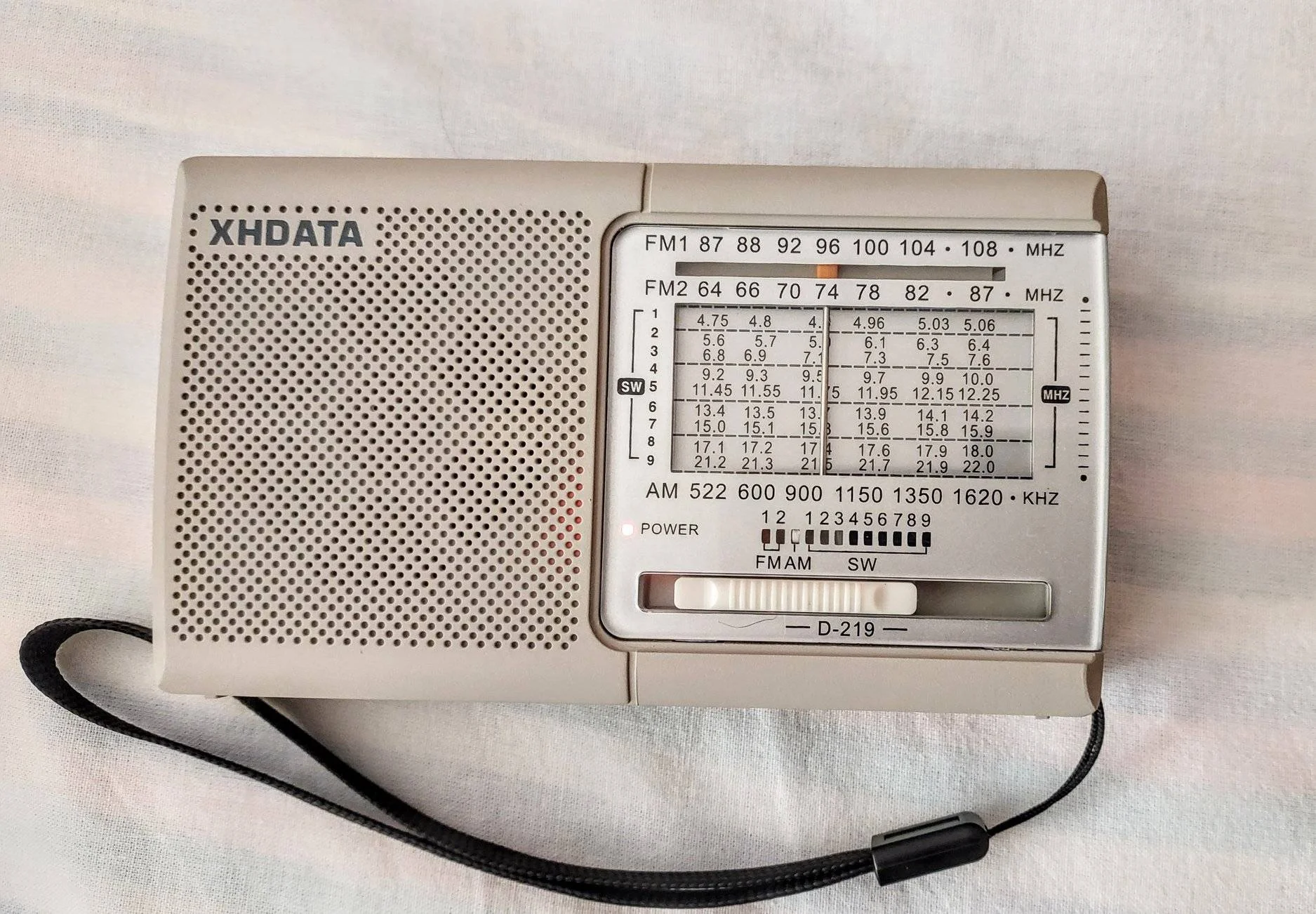 XHDATA D-219 Portable FM / AM / SW Radio – High Sensitivity Shortwave Receiver (Gray Colour) - Image 37