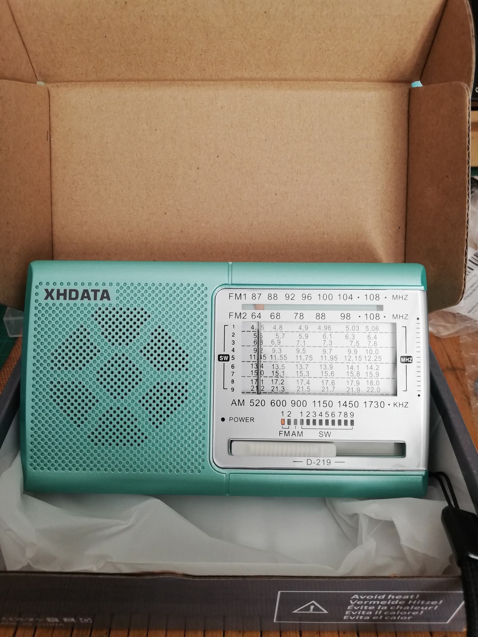 XHDATA D-219 Portable FM / AM / SW Radio – High Sensitivity Shortwave Receiver (New Version-1K, Green Colour) - Image 16